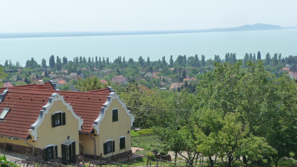 Hillside Apartments Ревфюлеп Екстер'єр фото